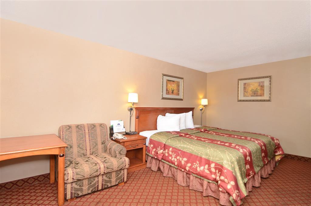 Americas Best Value Inn Crosstimbers Стивънвил Стая снимка